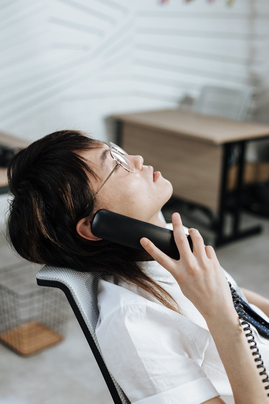 woman talking on the telephone